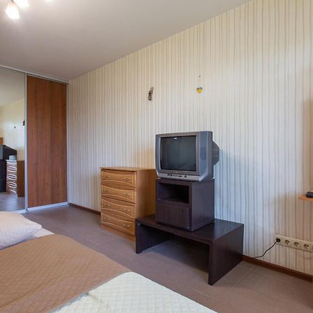 Apartment On 23 Serpnya คาร์คิฟ ภายนอก รูปภาพ