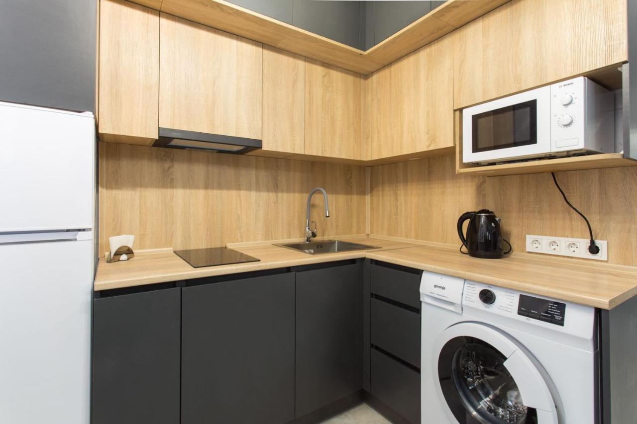 Apartment On 23 Serpnya คาร์คิฟ ภายนอก รูปภาพ