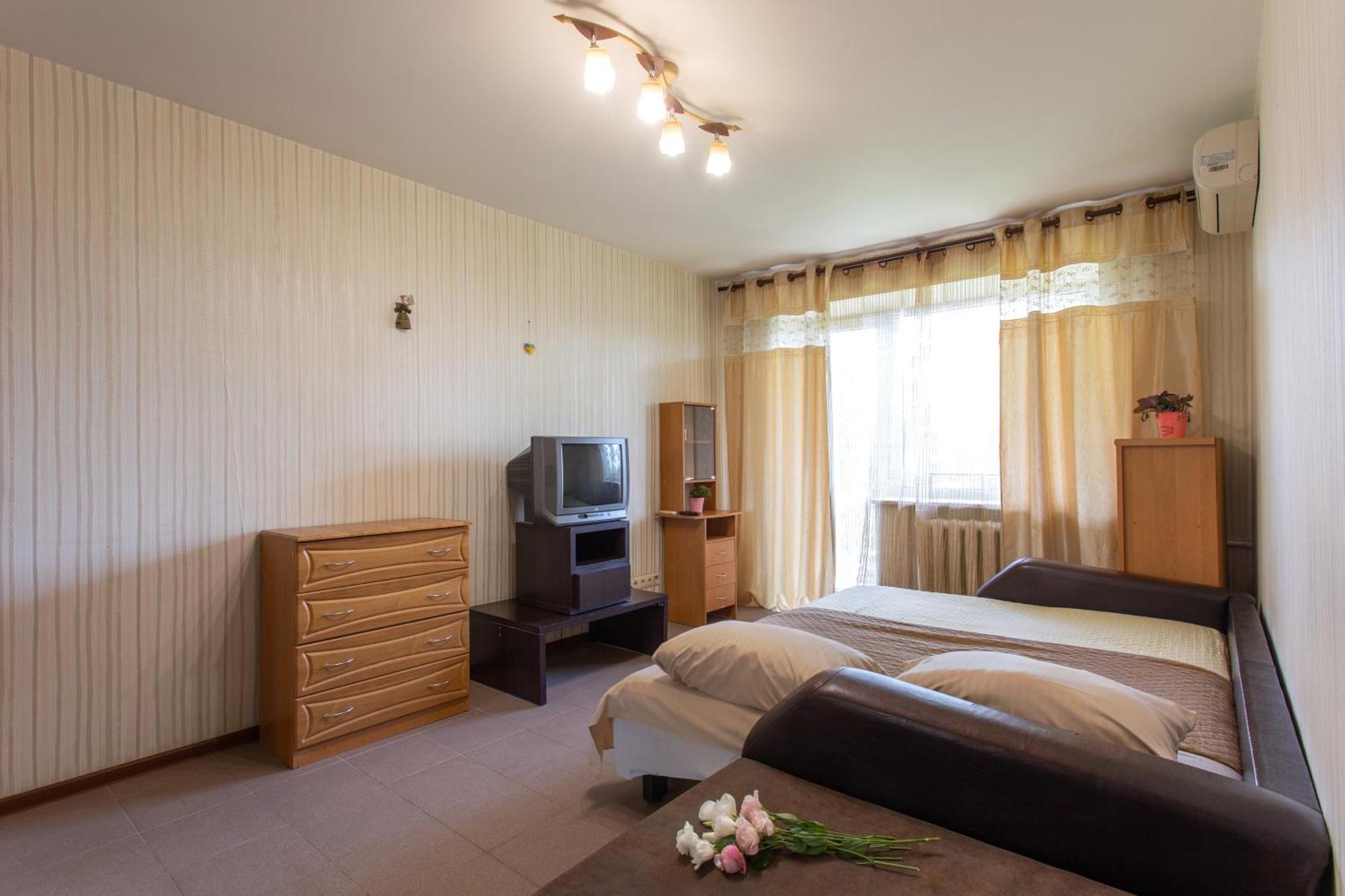 Apartment On 23 Serpnya คาร์คิฟ ภายนอก รูปภาพ